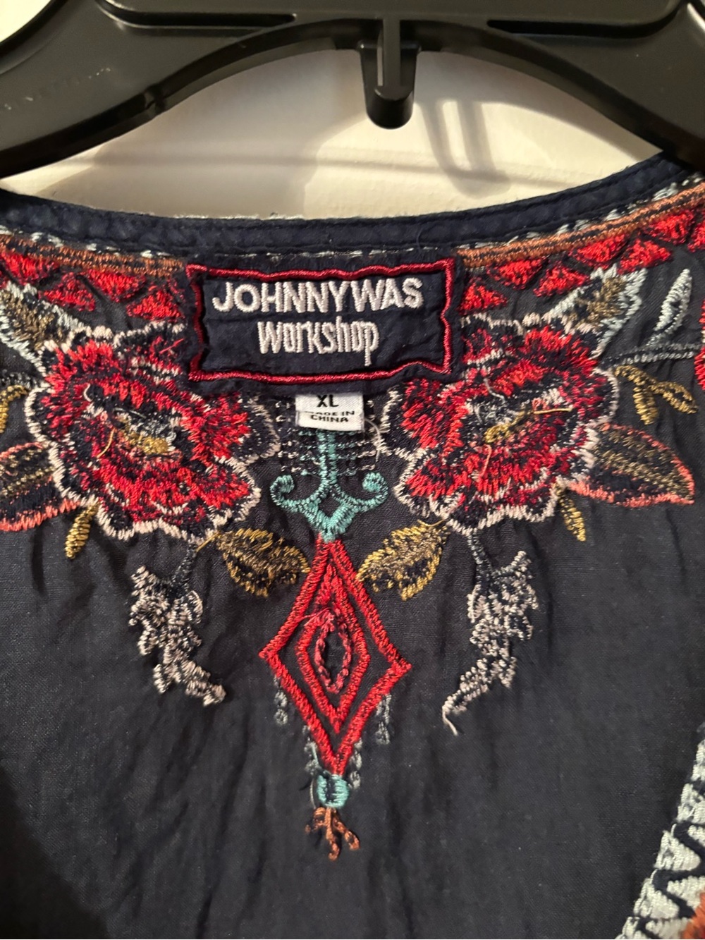 Johnny Was Navy Sleeveless V-Neck Top with Red & Pink Embroidery - Picture 3 of 5
